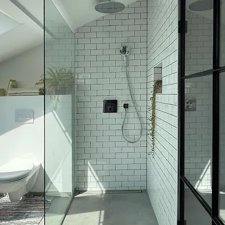 Maisonette-loft: 4 Schlafzimmer Apartamento Hanóver